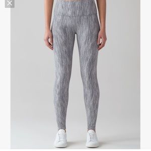 Lululemon Wunder Under High Waisted Leggings 12